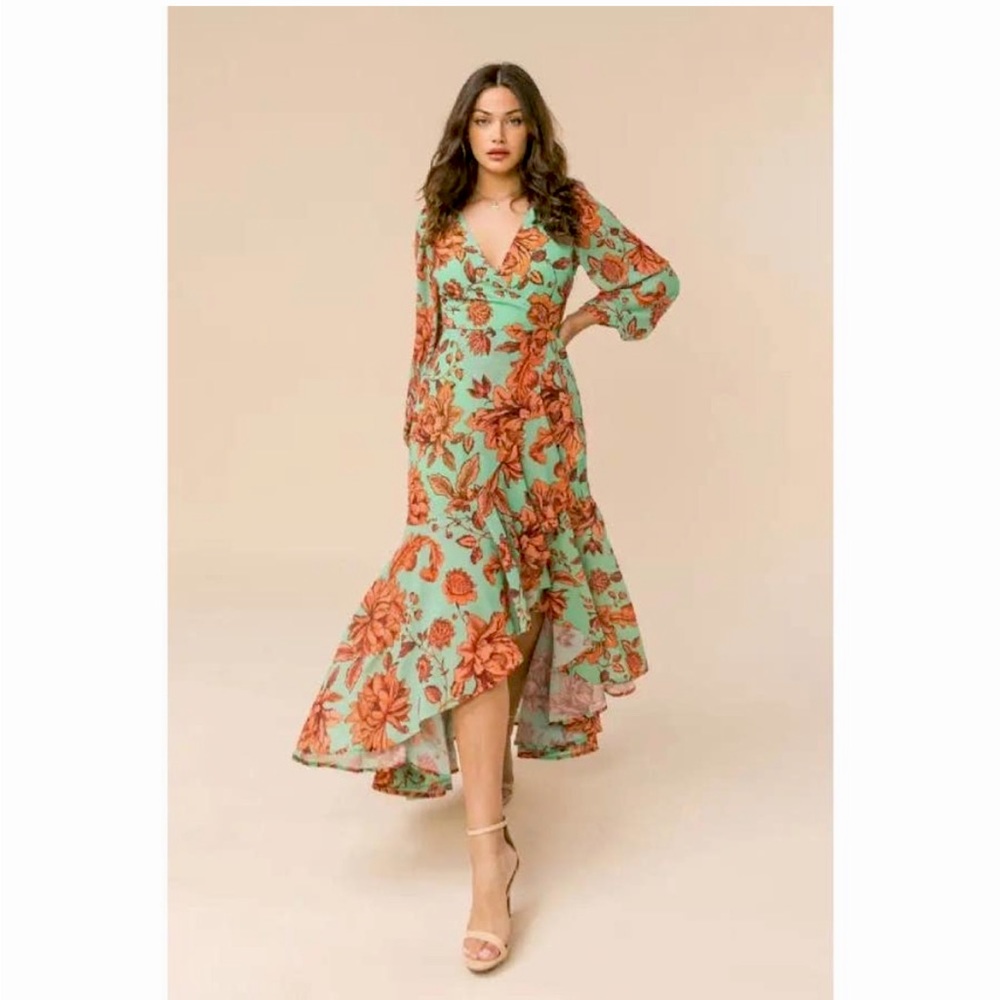 VICI high low dress. Size small. NWOT